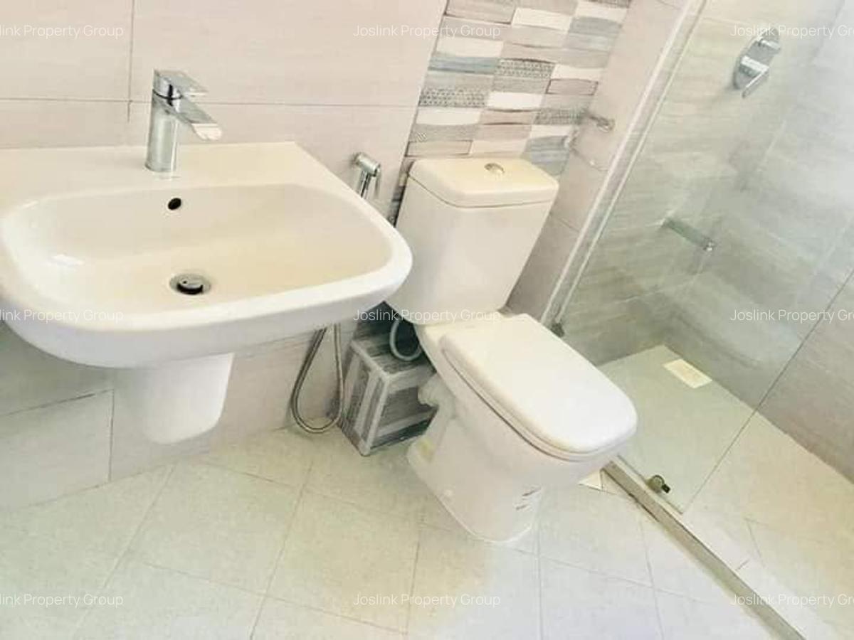 3 Bed Apartment with En Suite in Nyali Area - 18