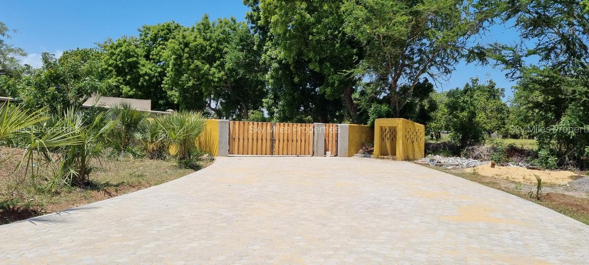 1,000 ft² Land at Kuruwitu - 11