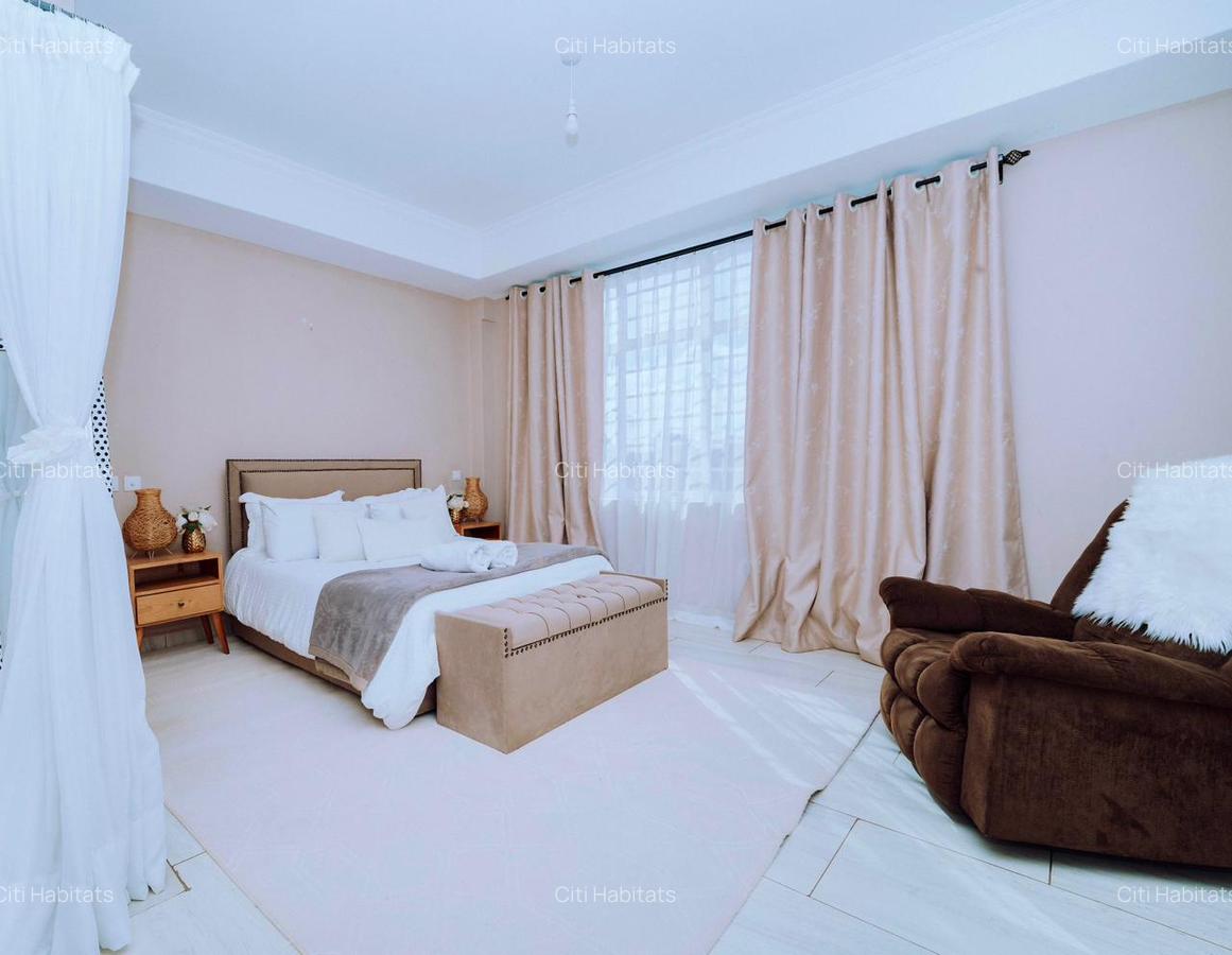 4 Bed Villa with En Suite in Kenyatta Road - 12