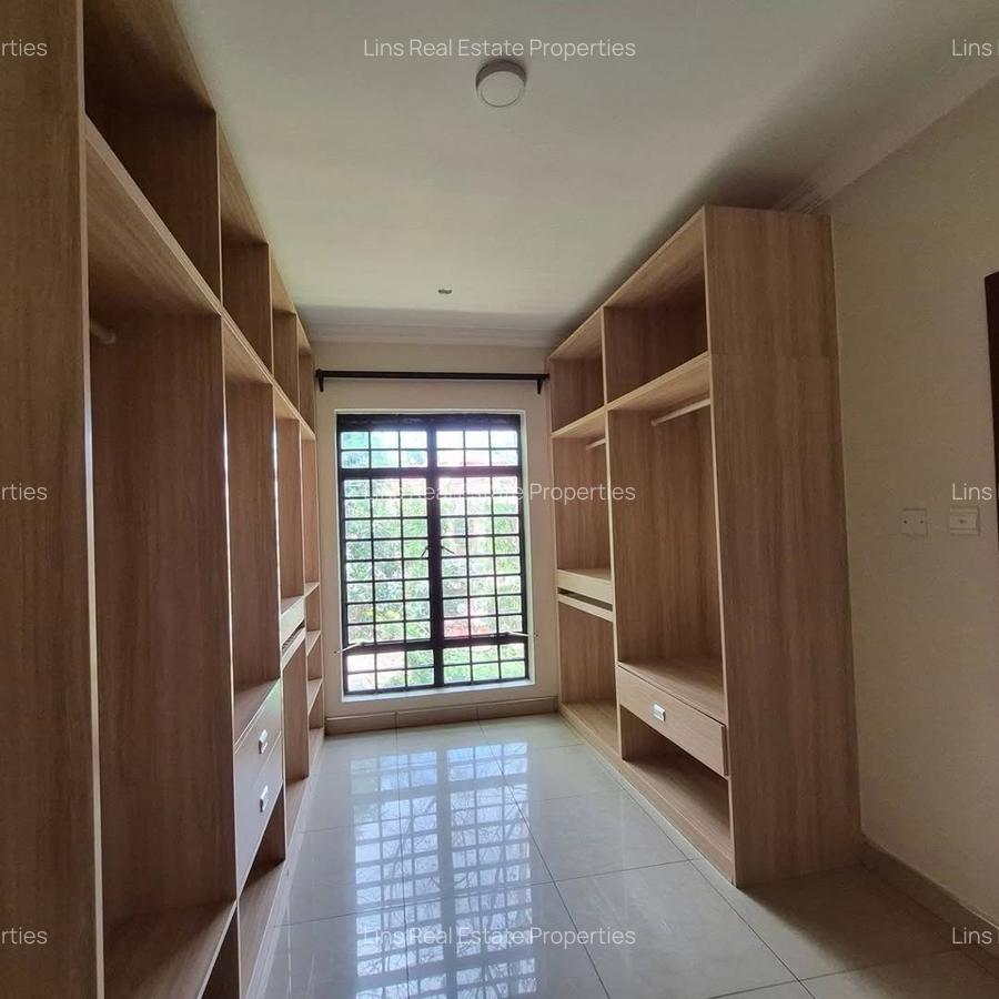 4 Bed Townhouse with En Suite in Runda - 15