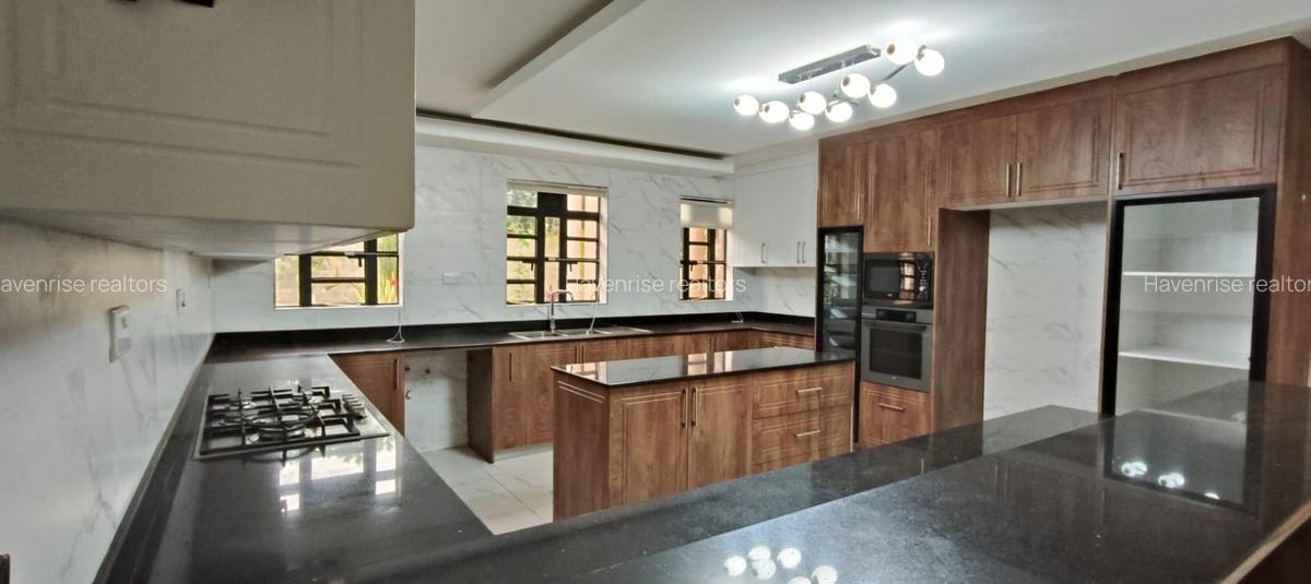 5 Bed House at Kitusuru - 7