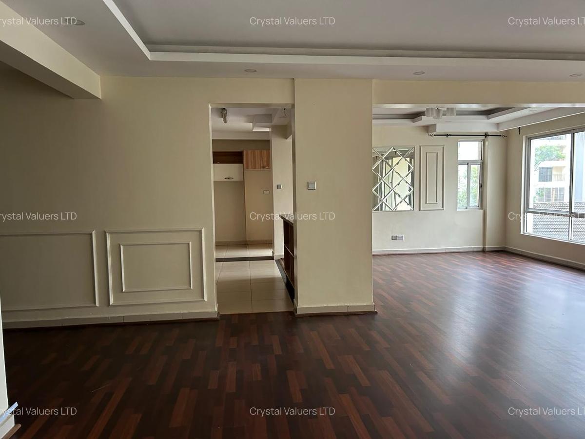 3 Bed Apartment with En Suite in Kileleshwa - 14