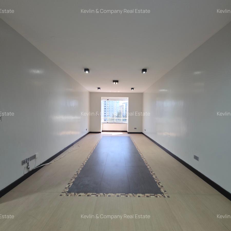 3 Bed Apartment with En Suite in Riverside - 8
