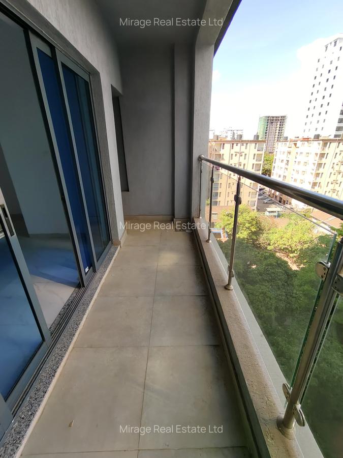 3 Bed Apartment with En Suite in Lavington - 9