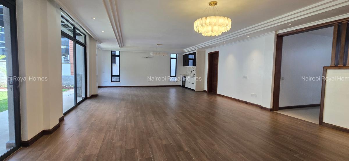 4 Bed Townhouse with En Suite at Lavington Green - 13