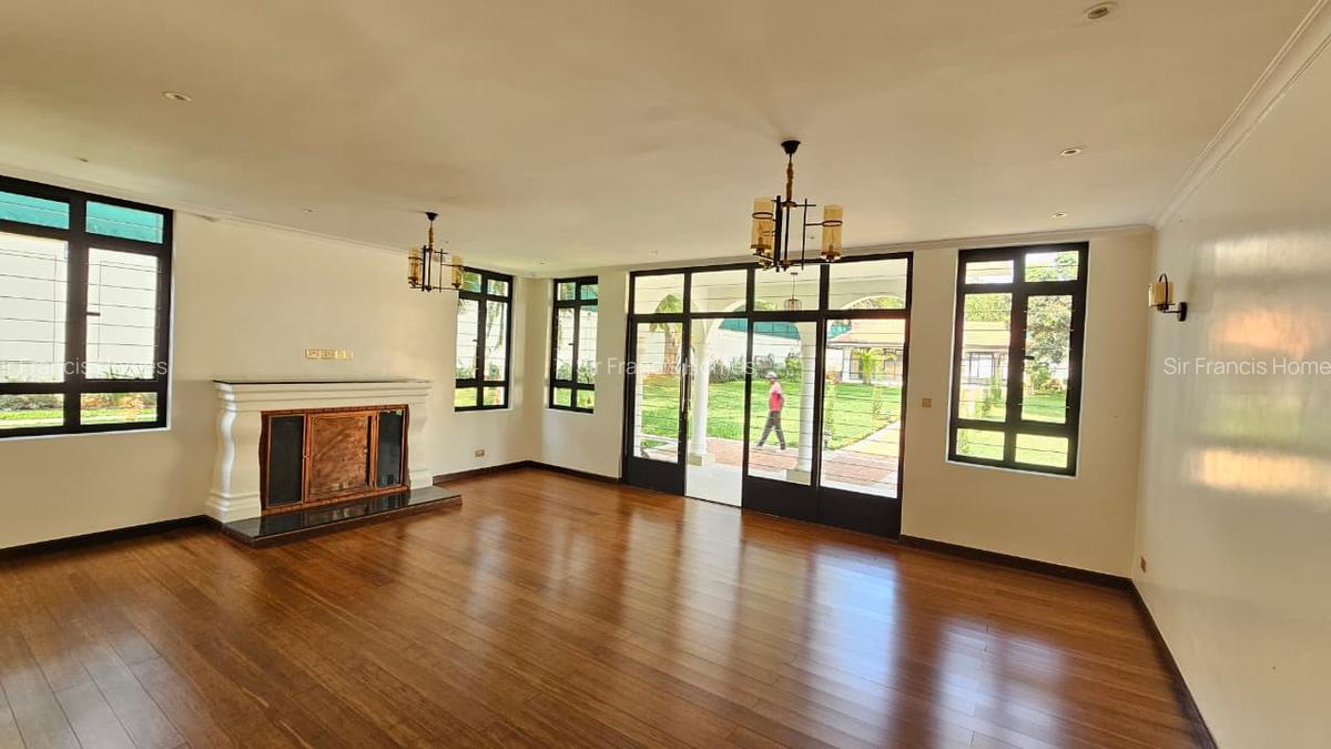 Serviced 5 Bed Apartment with En Suite in Runda - 7