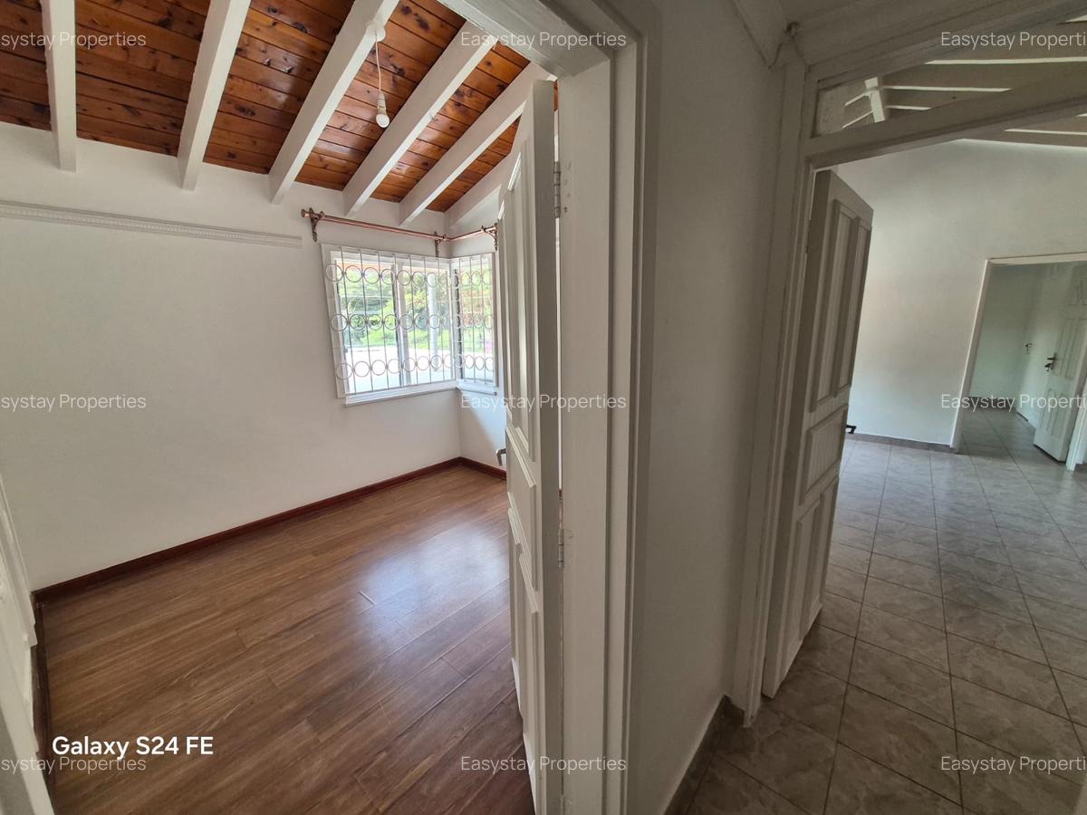 4 Bed House with En Suite in Thigiri - 8