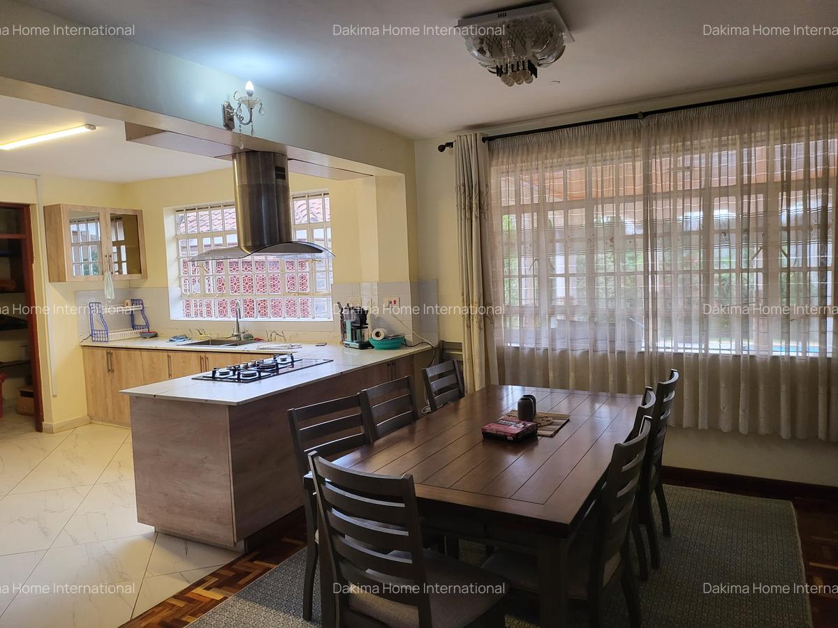 5 Bed House with En Suite in Runda - 7