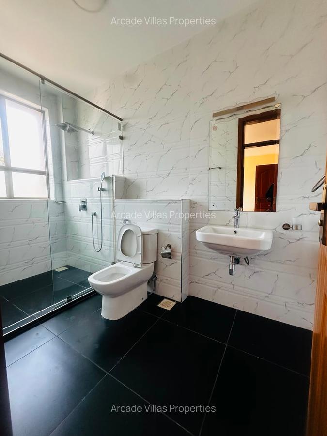 2 Bed Apartment with En Suite in Kileleshwa - 10