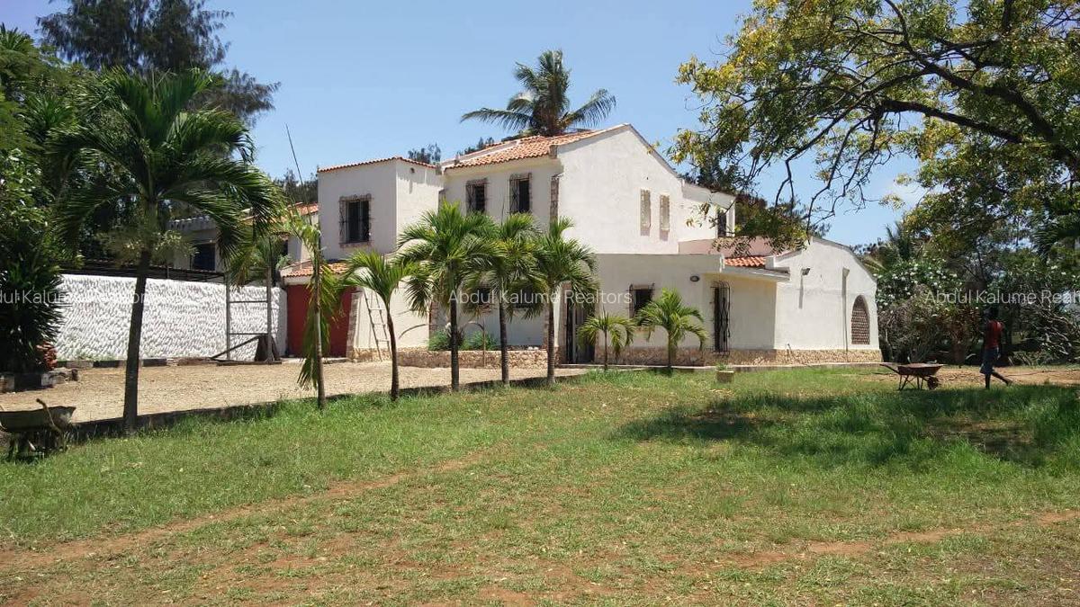 Land at Nyali - 5