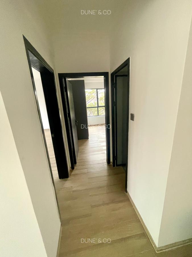 Serviced 2 Bed Apartment with En Suite in Westlands Area - 11
