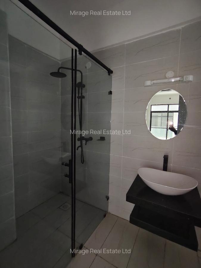 3 Bed Apartment with Swimming Pool in Kitisuru - 10