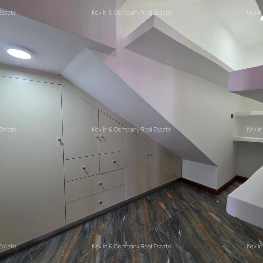 4 Bed Apartment with En Suite in General Mathenge - 7