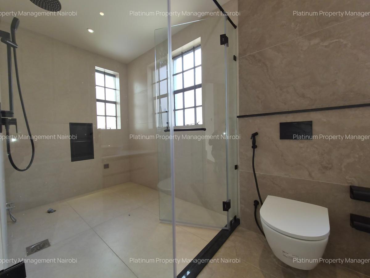 4 Bed House with En Suite at Westlands - 17