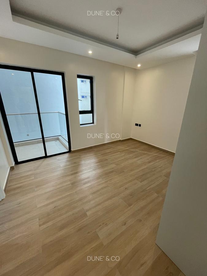 2 Bed Apartment with En Suite in Westlands Area - 11