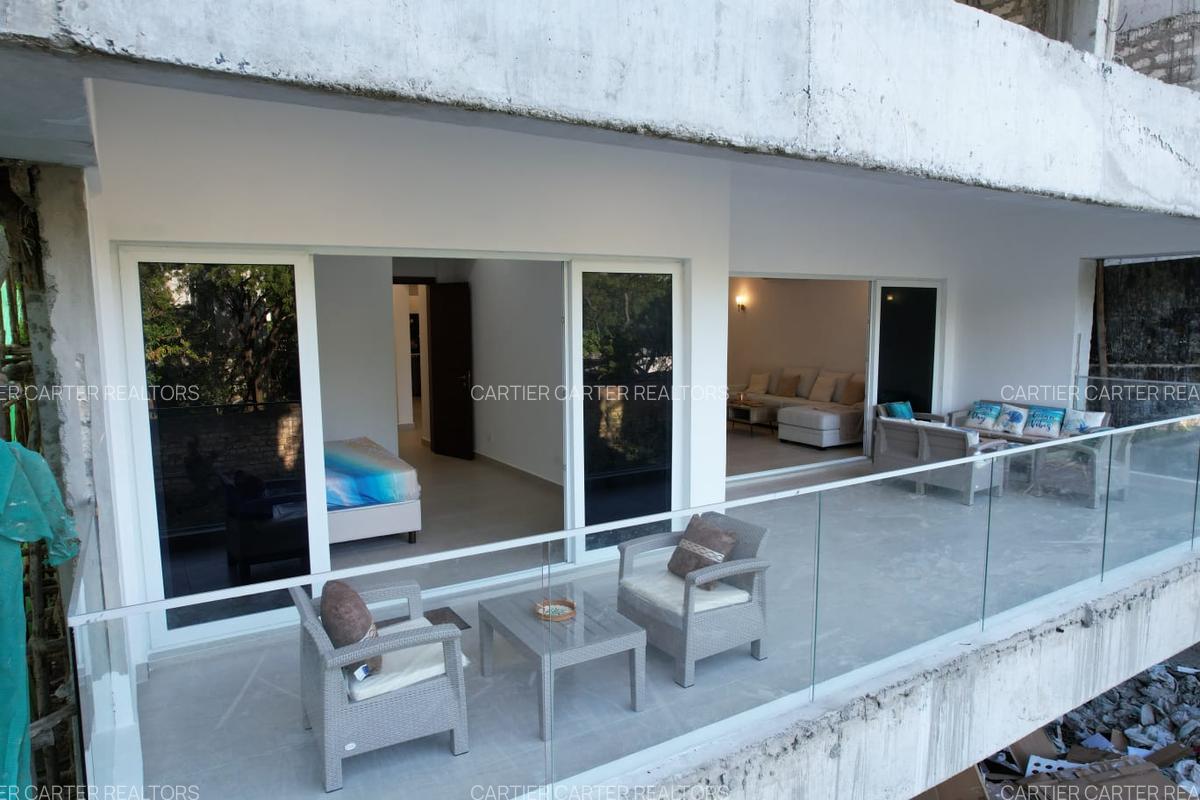 2 Bed Apartment with En Suite in Nyali Area - 6