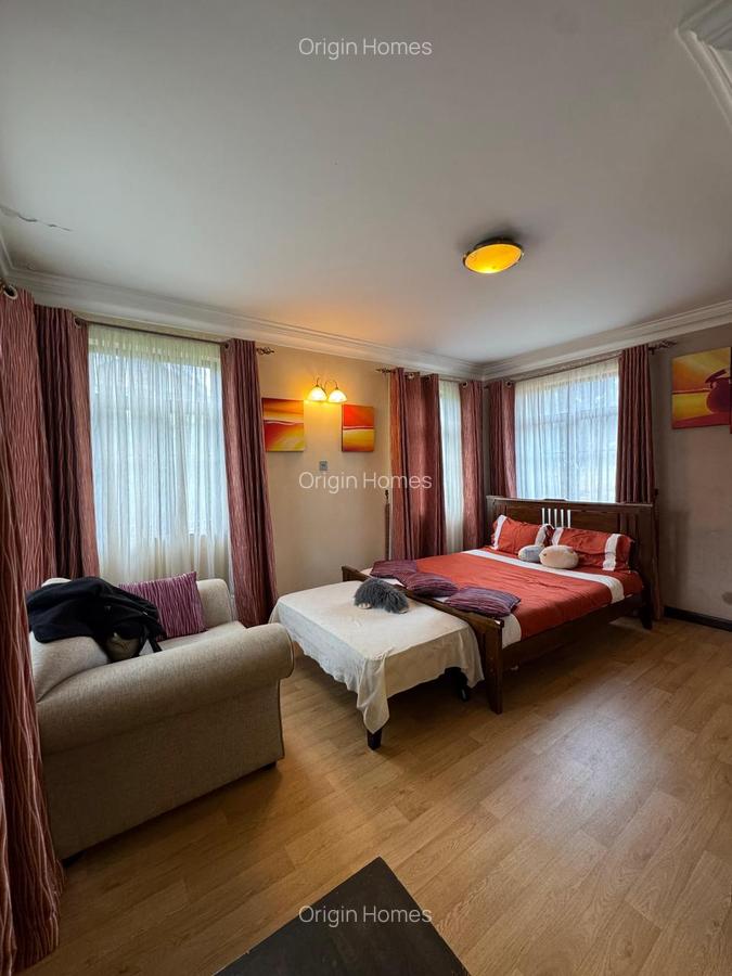 4 Bed House with En Suite at Runda - 3