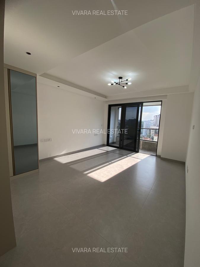 2 Bed Apartment with En Suite in Westlands Area - 12
