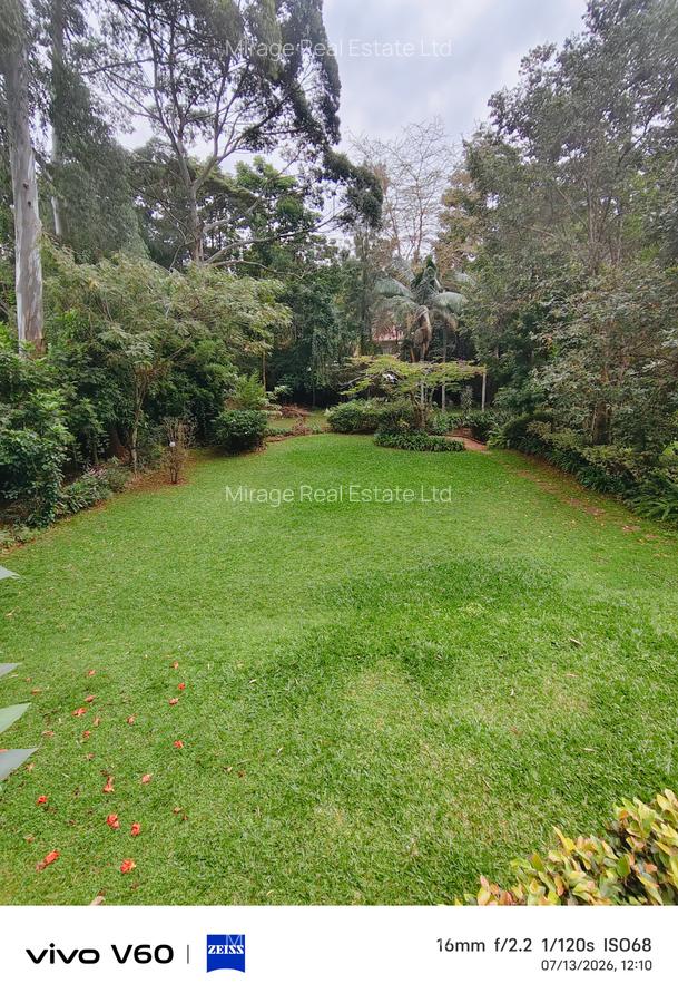 6 Bed House with En Suite in Nyari - 4