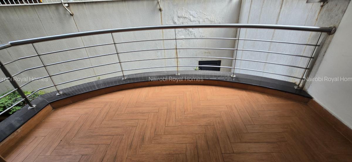 3 Bed Apartment with En Suite at Riverside Drive - 13
