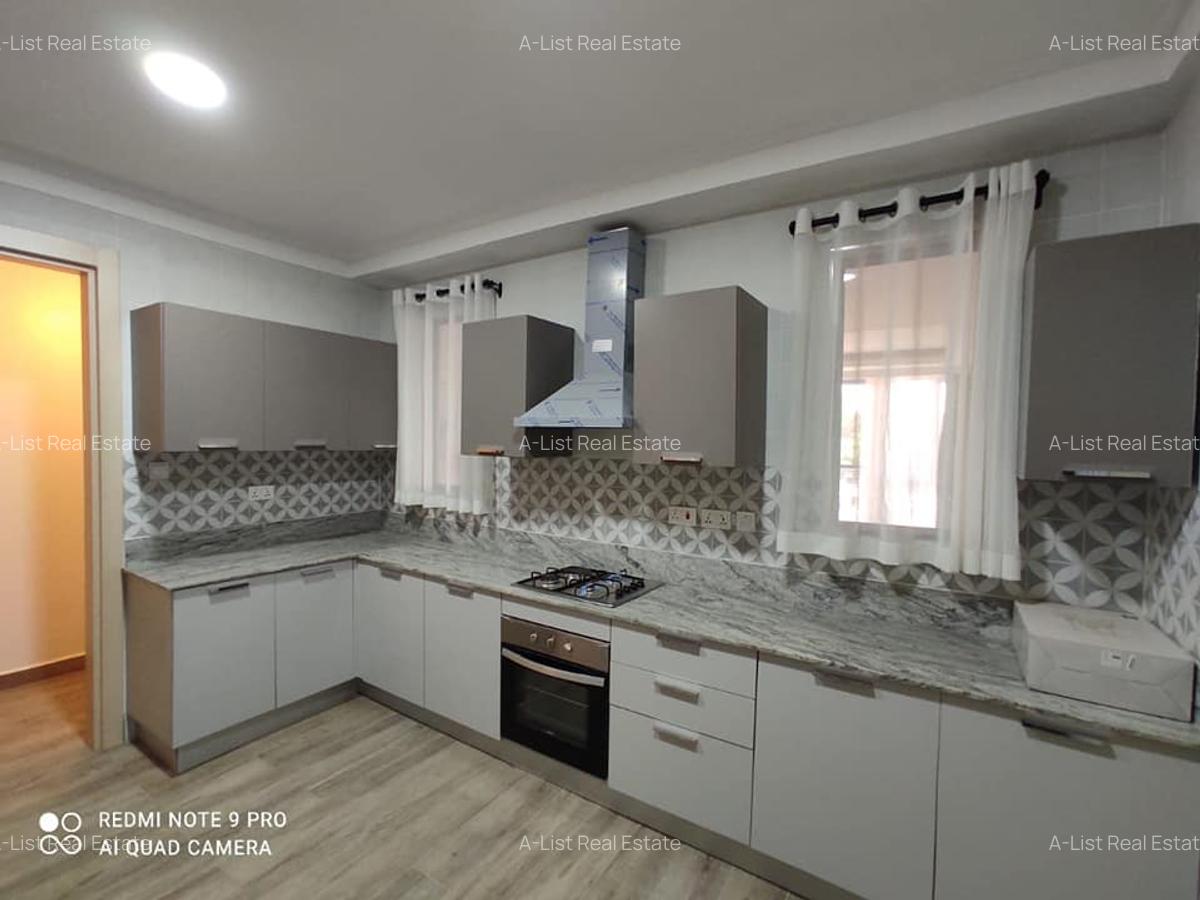 3 Bed Apartment with Swimming Pool at 5Th Parklands Avenue - 8