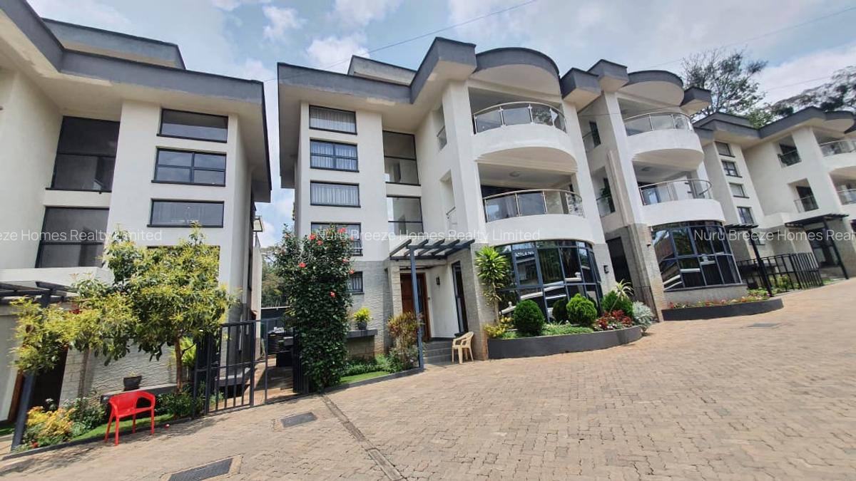 5 Bed Townhouse with En Suite in Lavington - 1