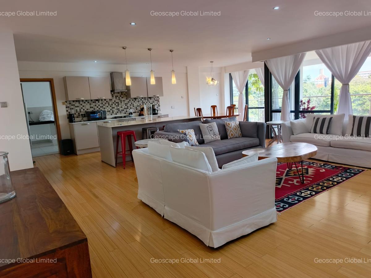 Serviced 3 Bed Apartment with En Suite in Brookside - 1