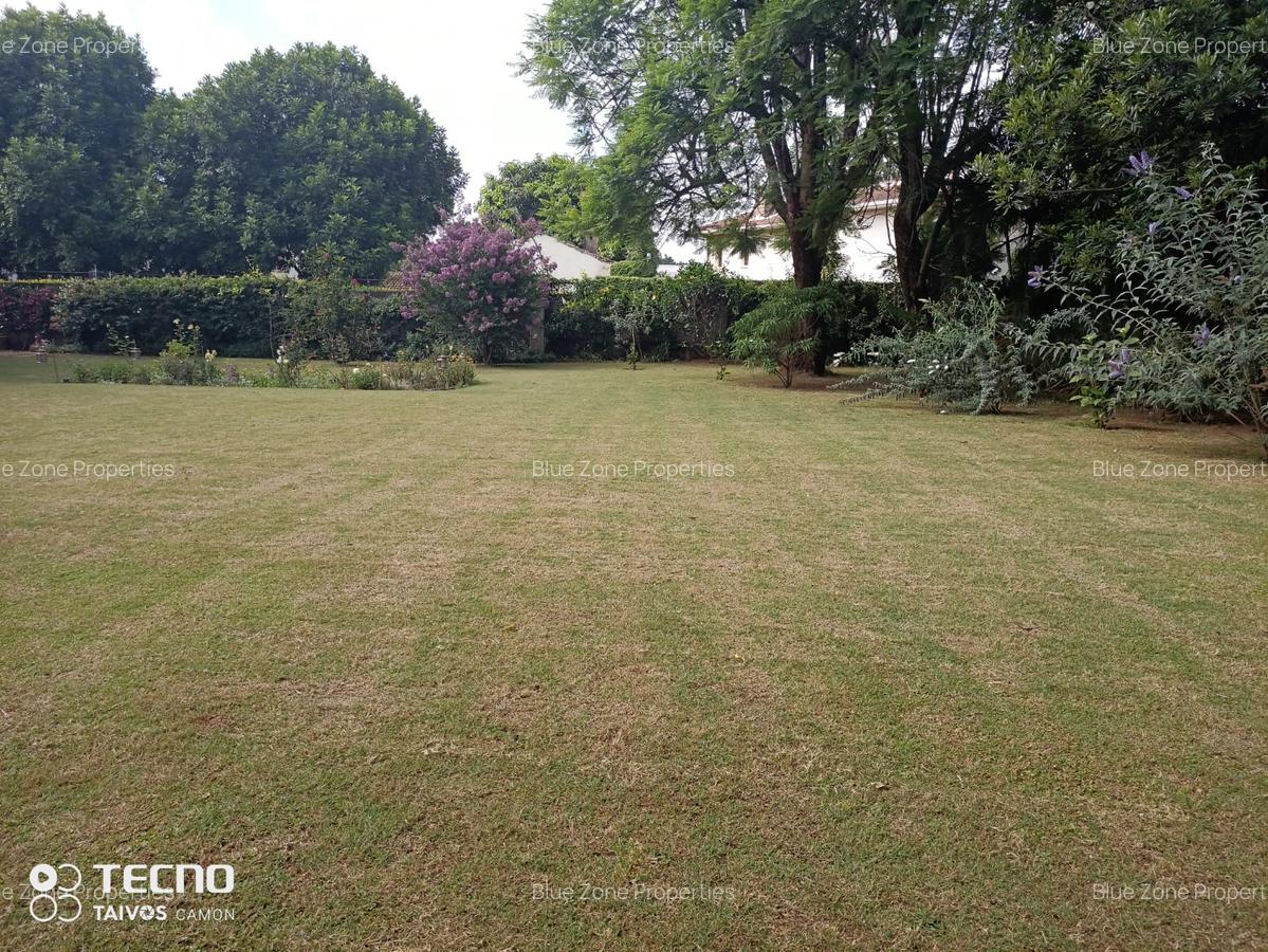 5 Bed House with En Suite at Off Un Avenue - 3