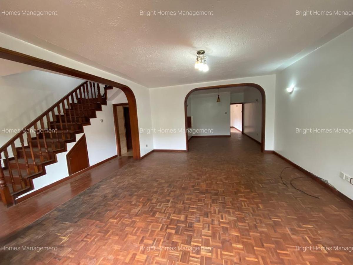 4 Bed Townhouse with En Suite in Lavington - 3
