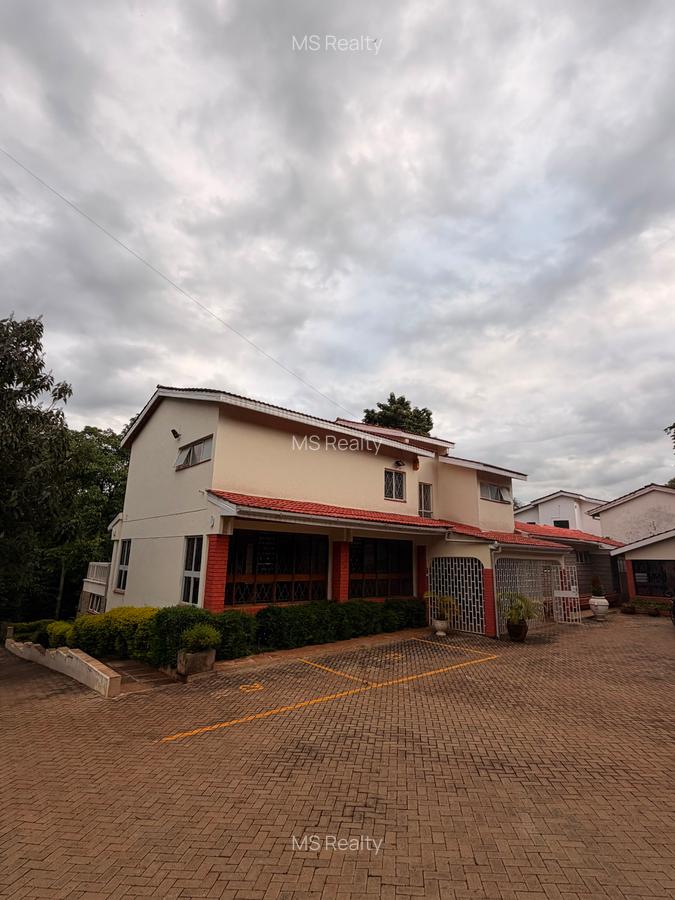 5 Bed House with En Suite in Gigiri - 1