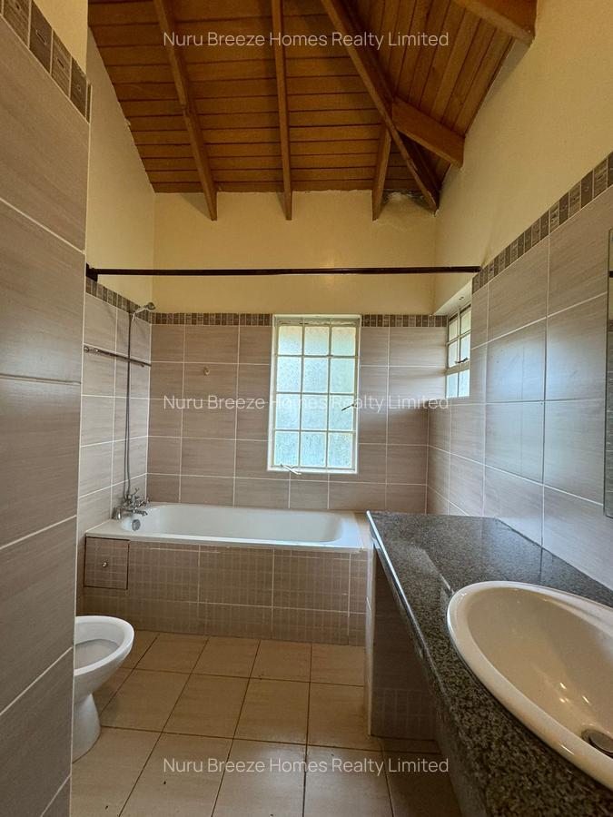 5 Bed Townhouse with En Suite in Rosslyn - 18