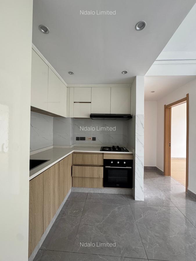 1 Bed Apartment with En Suite at Lavington - 4