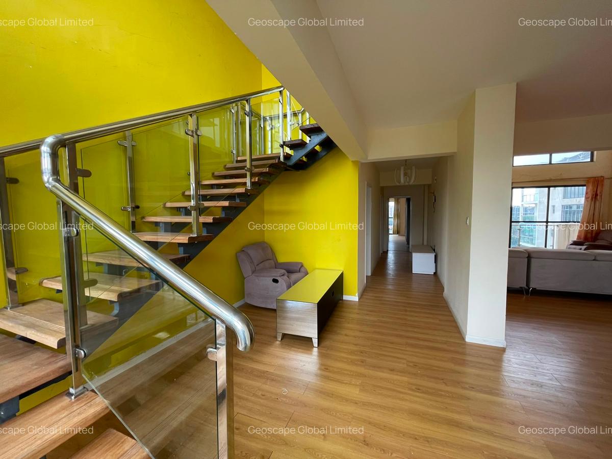 5 Bed Apartment with En Suite in Brookside - 10