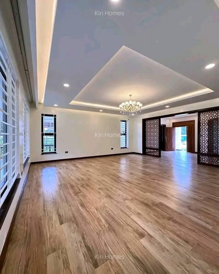 5 Bed Townhouse with En Suite in Karen - 5