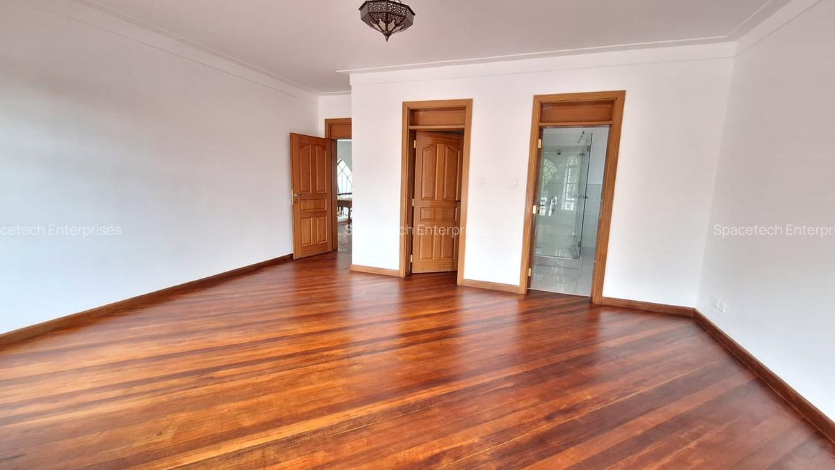 4 Bed House with En Suite in Nyari - 14