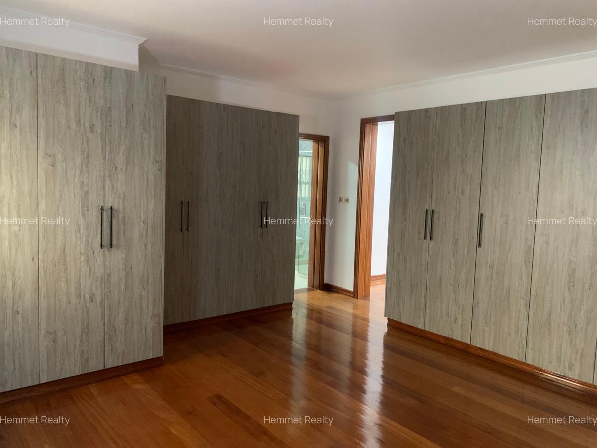 5 Bed House with En Suite in Thigiri - 10