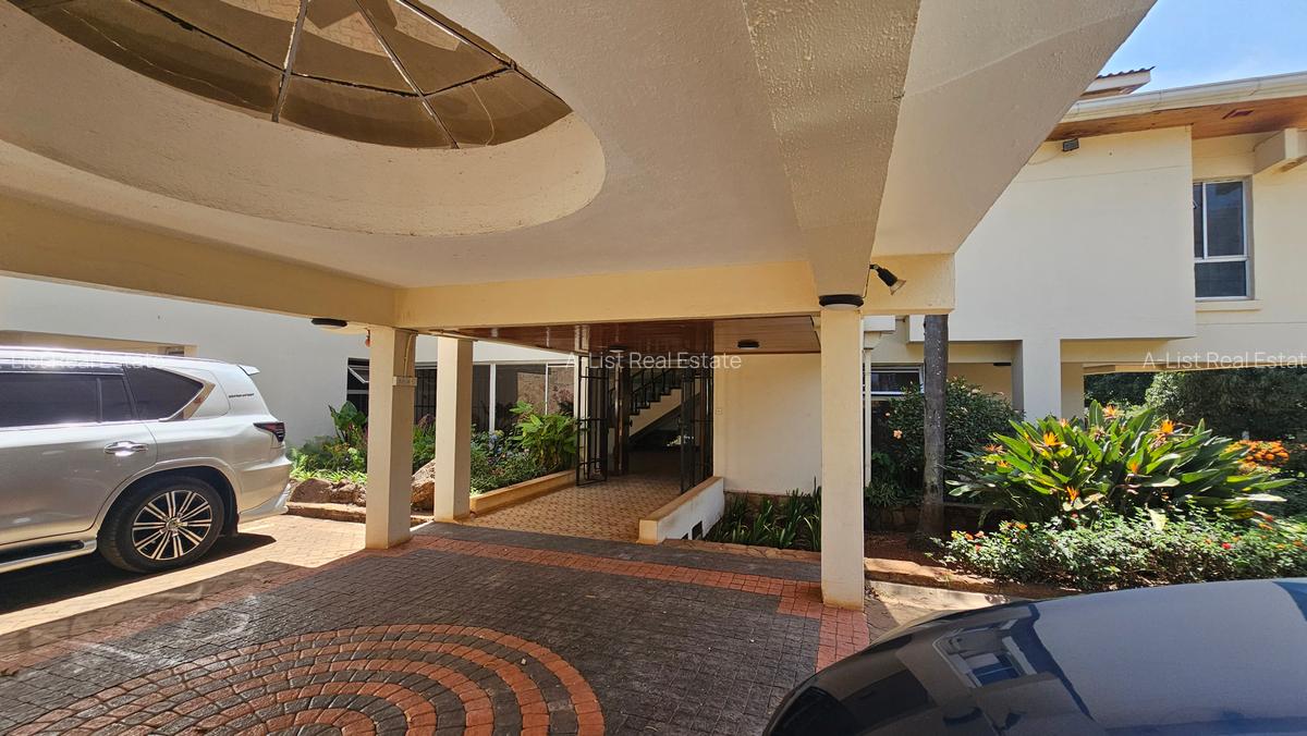 2,000 ft² Office with Service Charge Included at Kabarsiran - 5