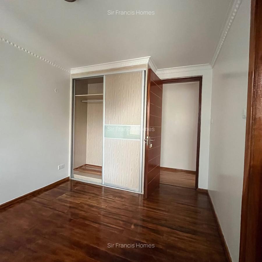 Serviced 3 Bed Apartment with En Suite in Riverside - 11