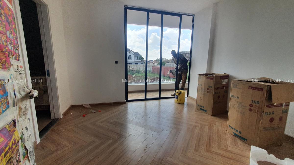 4 Bed Villa with En Suite in Runda - 13