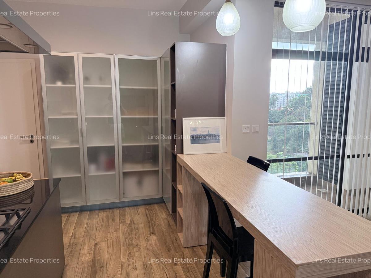 Serviced 4 Bed Apartment with En Suite in Riverside - 13
