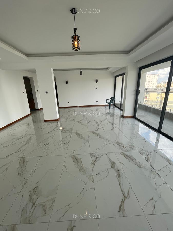 3 Bed Apartment with En Suite in Kileleshwa - 4