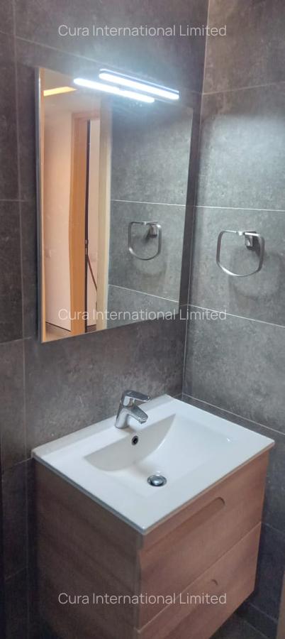 Furnished 2 Bed Apartment with En Suite in Kilimani - 10