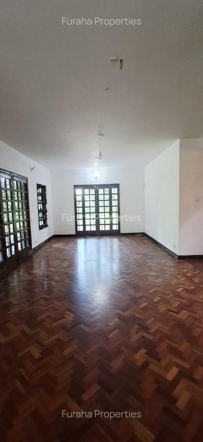 4 Bed House in Nyali Area - 4