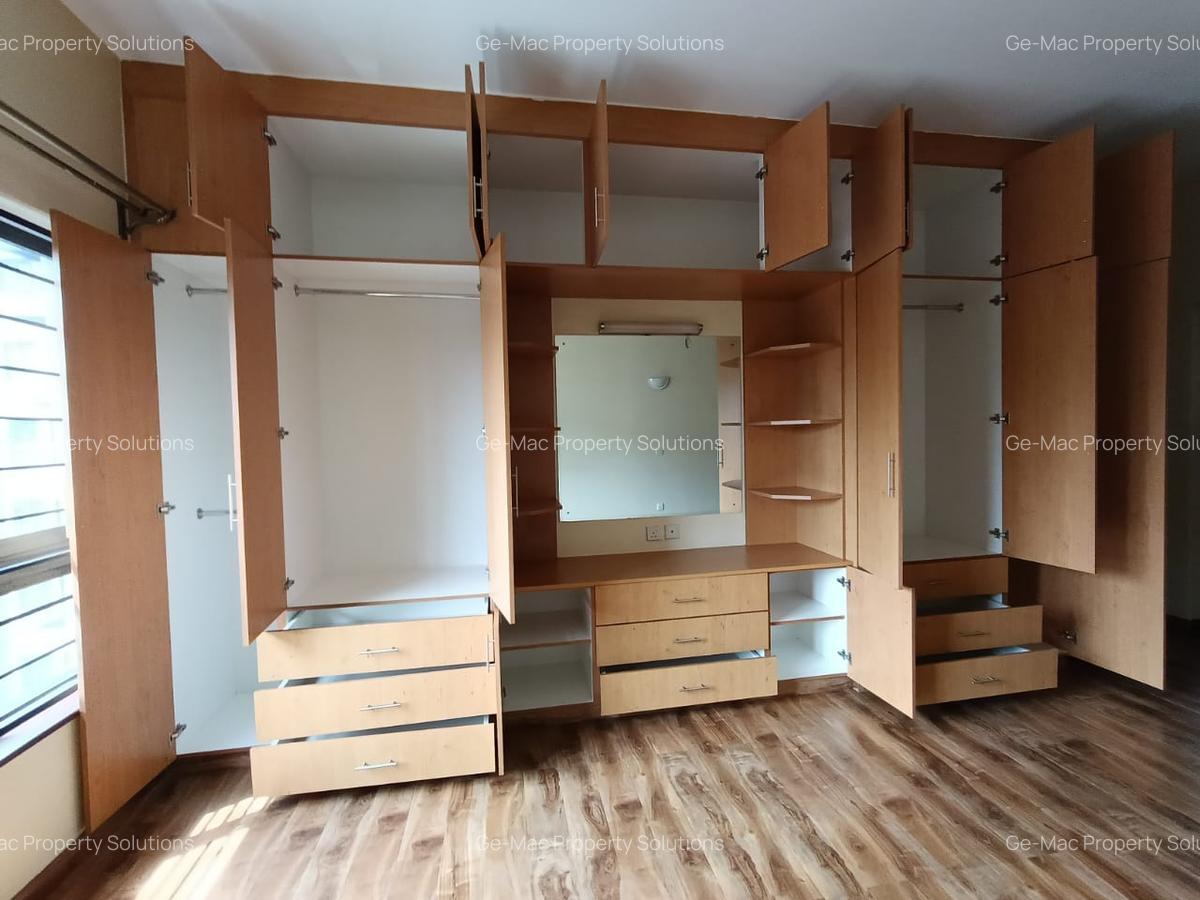 2 Bed Apartment with En Suite in Rhapta Road - 5