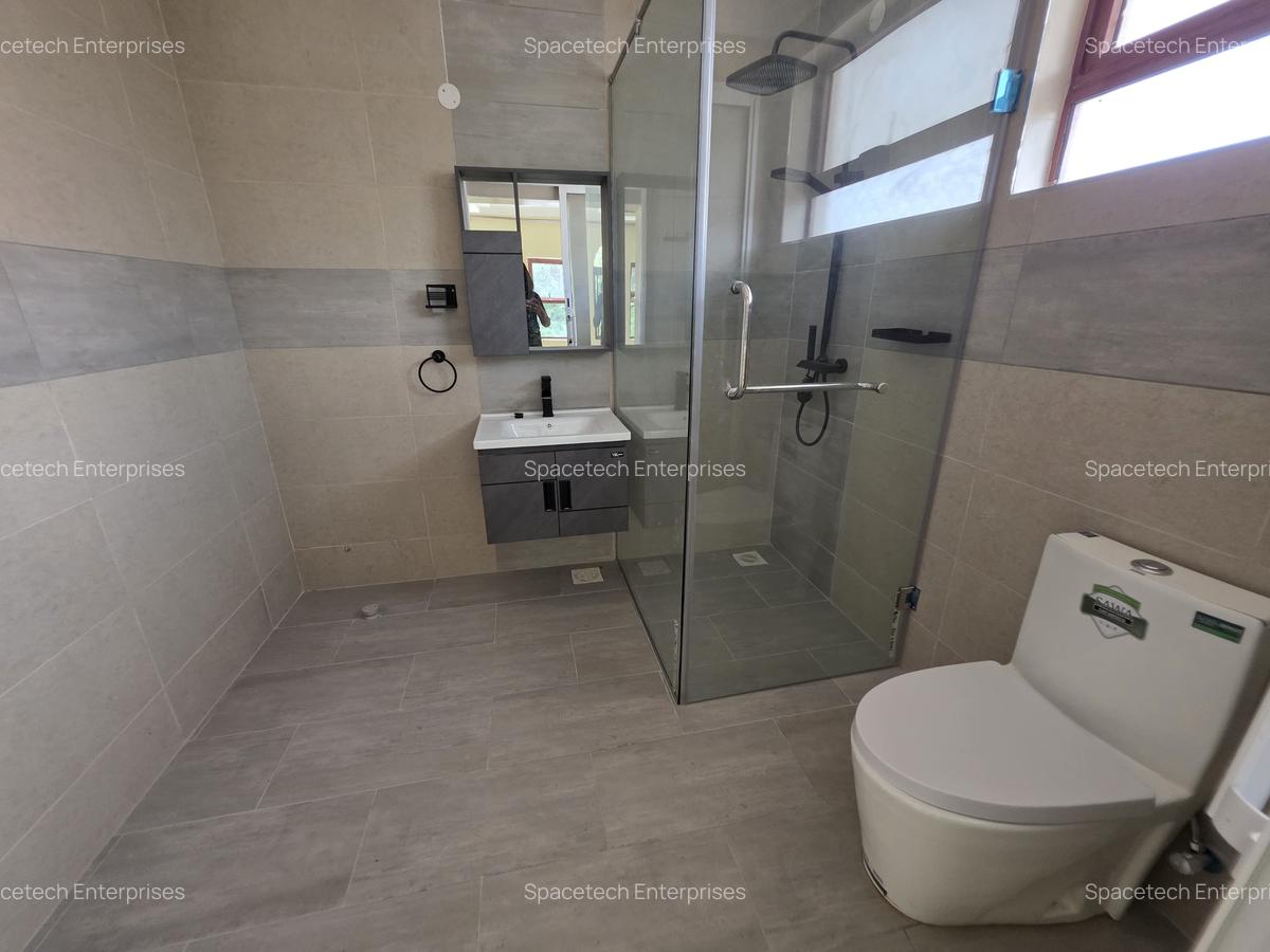 5 Bed House with En Suite in Kitisuru - 17