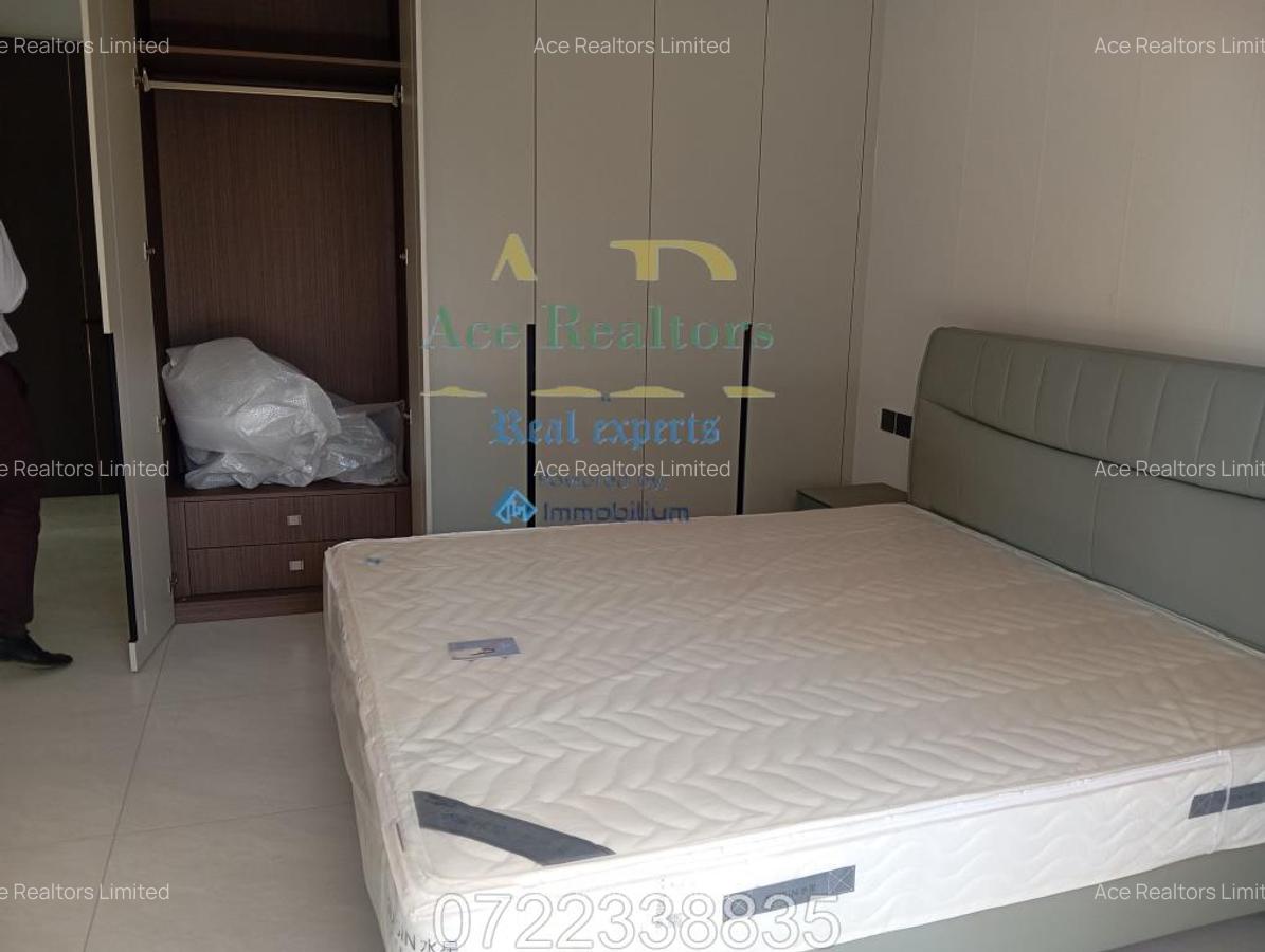 5 Bed Townhouse with En Suite at Lavington - 7