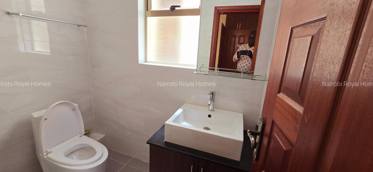 5 Bed Townhouse with En Suite at Chalbi Drive - 11