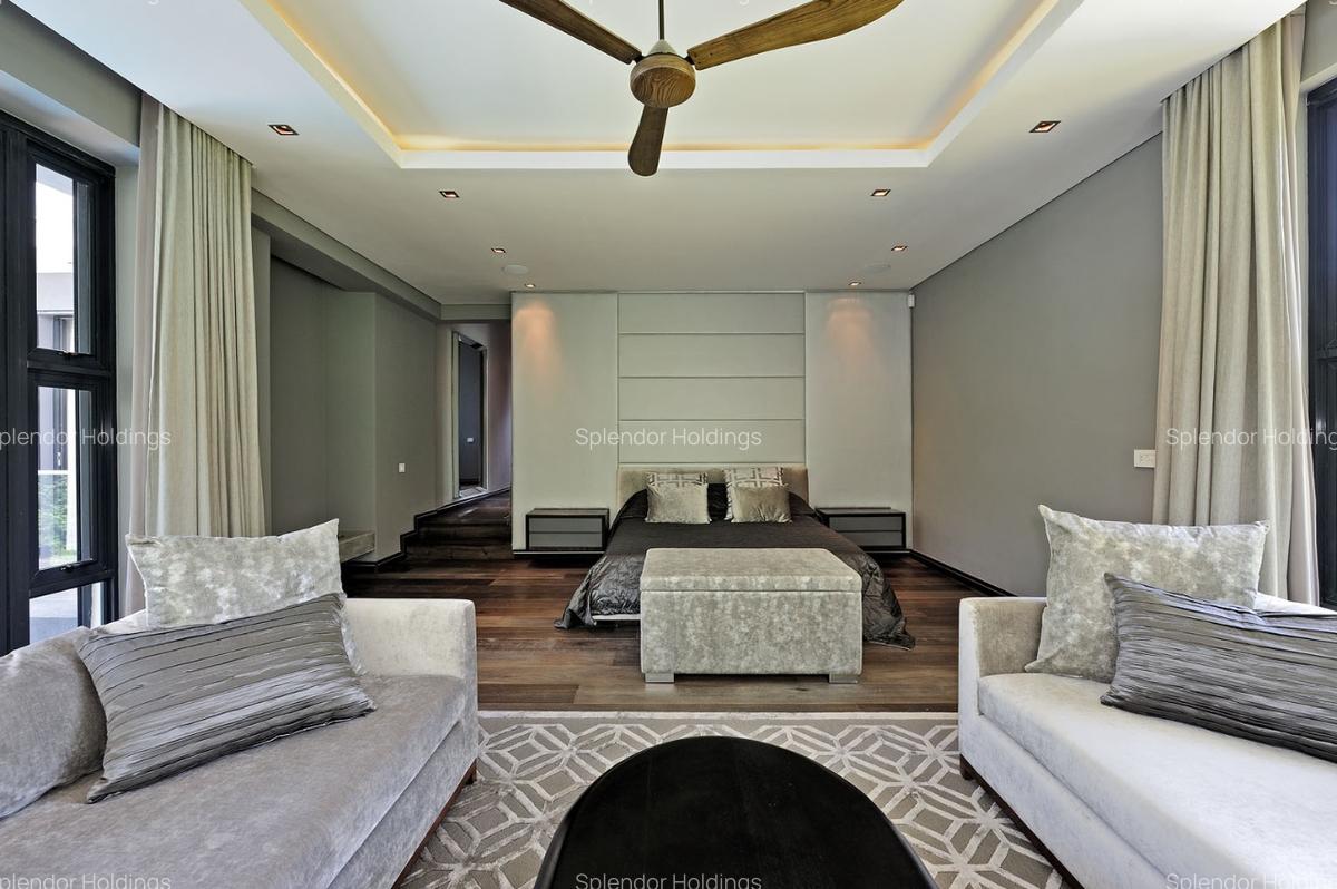 6 Bed Townhouse with En Suite in Lavington - 16