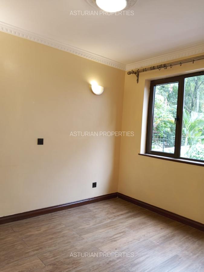 4 Bed Townhouse with En Suite in Lavington - 8