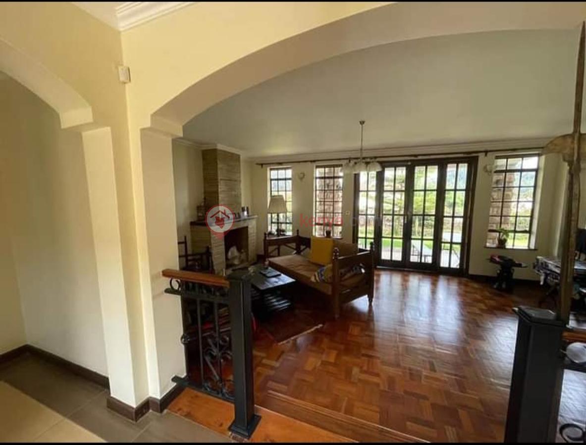 4 Bed Townhouse with En Suite in Rosslyn - 12